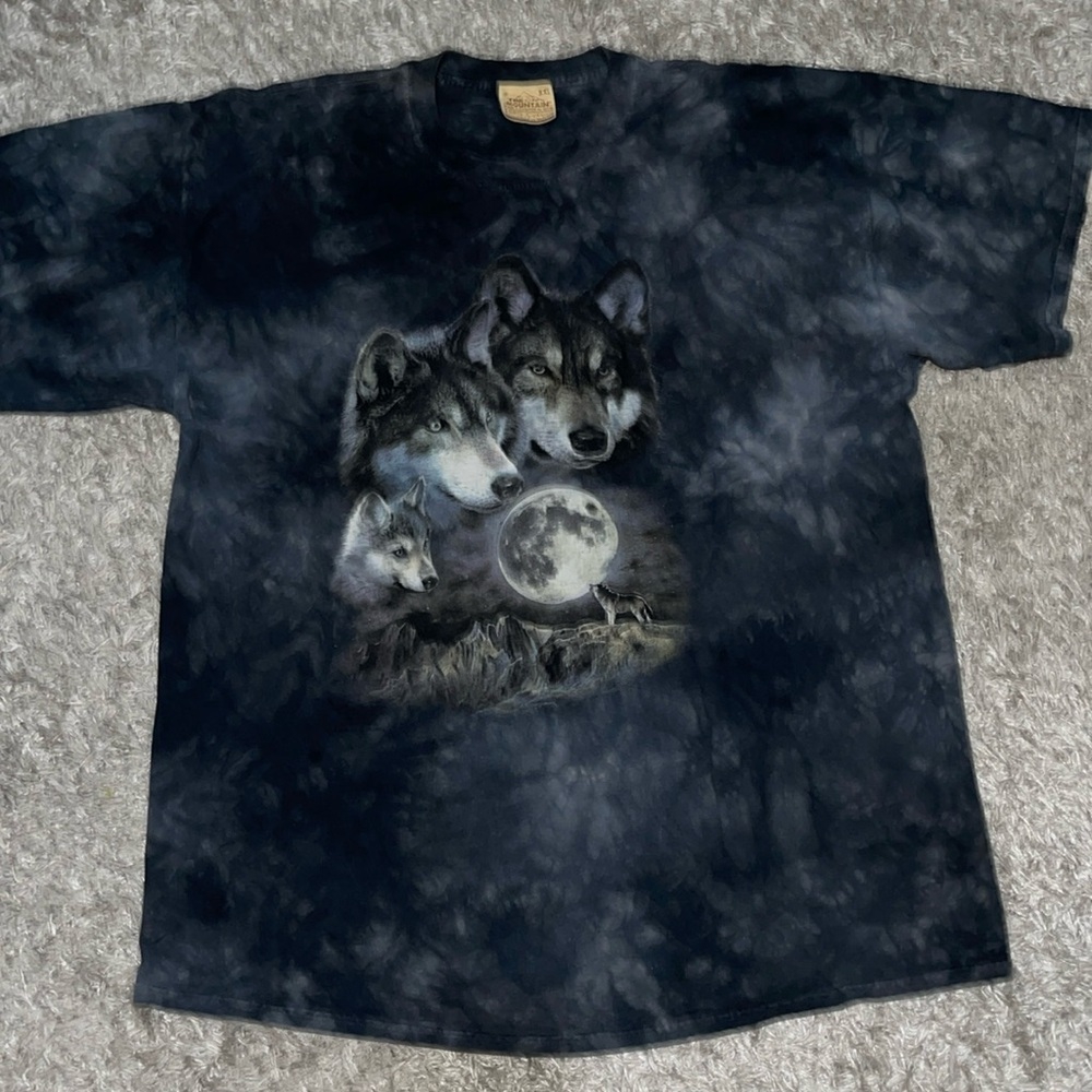 The Mountain Vintage Tye dye Wolf Tee